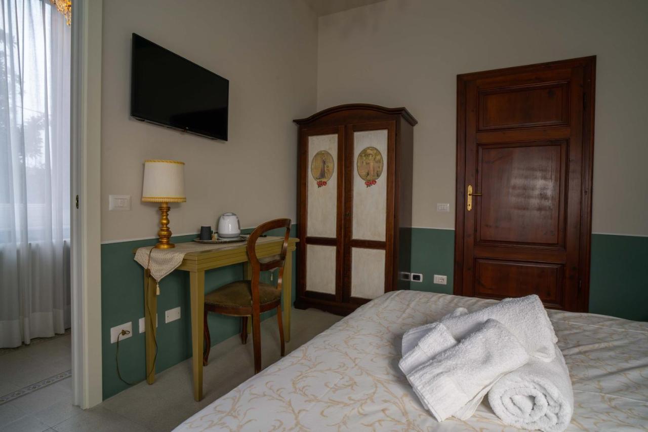 Il Buen Retiro Hotel Lucca Luaran gambar