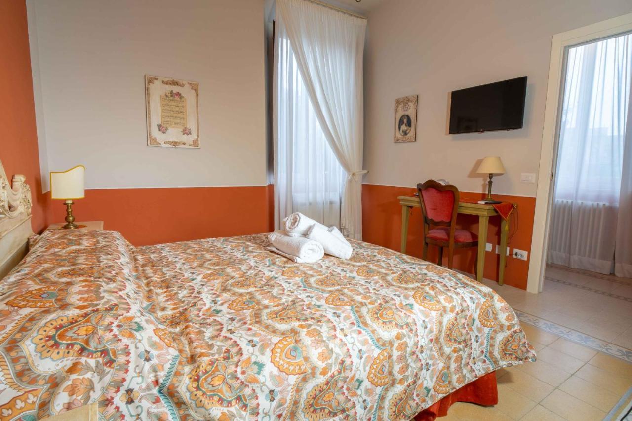 Il Buen Retiro Hotel Lucca Luaran gambar