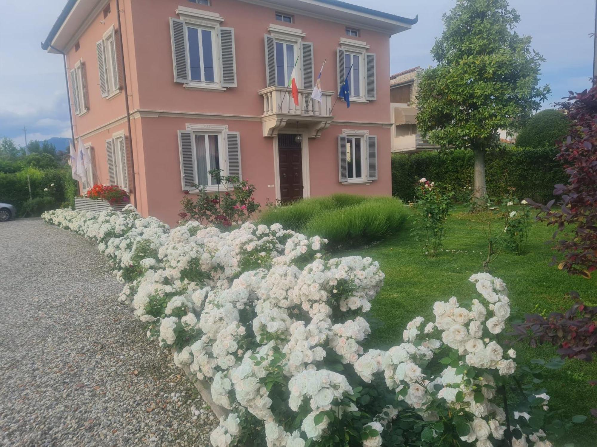 Il Buen Retiro Hotel Lucca Luaran gambar